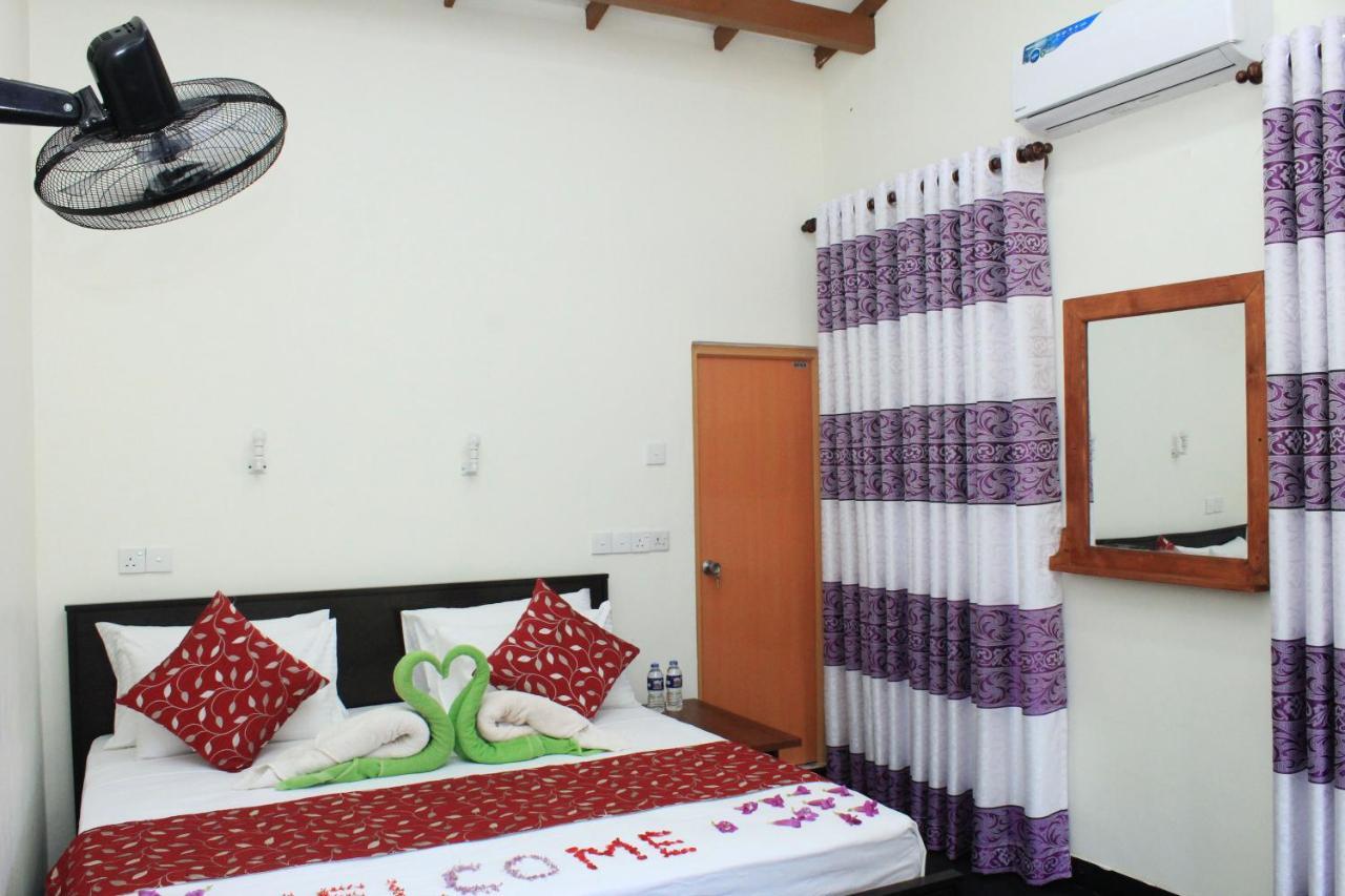 Отель Sigiri Liya Rest Сигирия Экстерьер фото